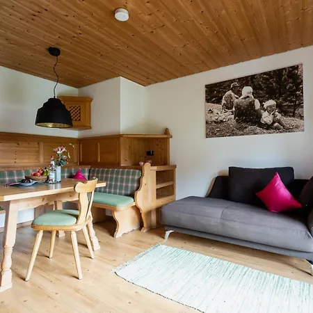 Gaestehaus Dauser Apartamento *